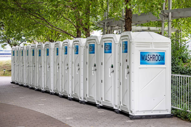 Best Portable bathroom rental  in Radford, VA